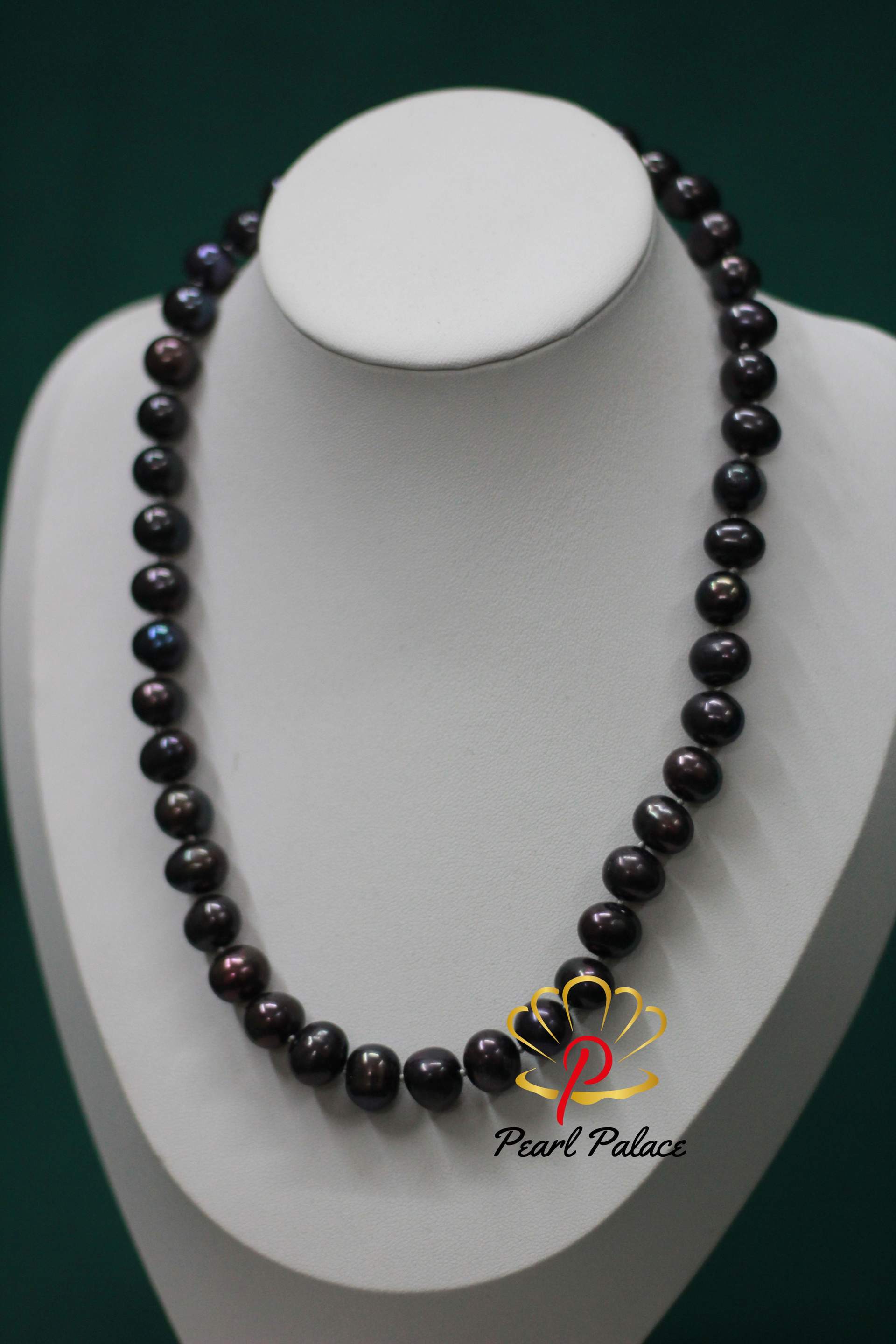 Exclusive 9-10mm Black Freshwater Pearl Set with Luxury Clasp